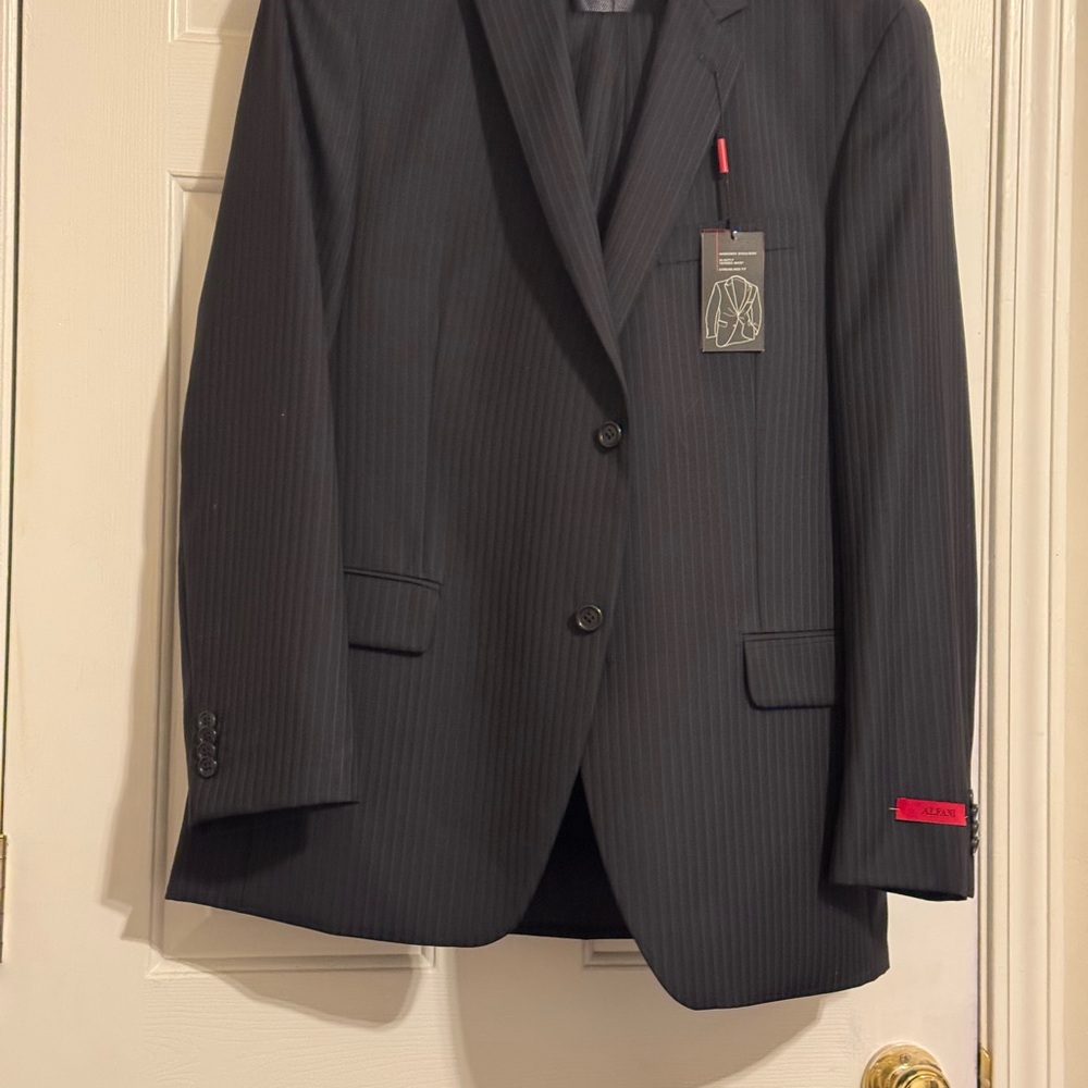 Alfani navy suit with ticket
